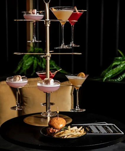 Cocktail tree, sliders and fries at Illumina